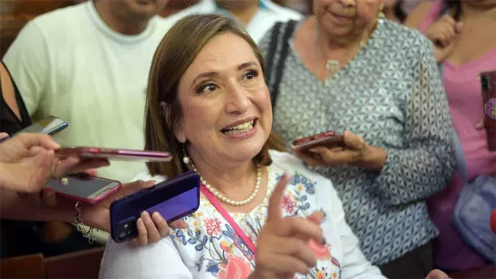 Xóchitl Gálvez amplía queja contra AMLO por mención en conferencia El