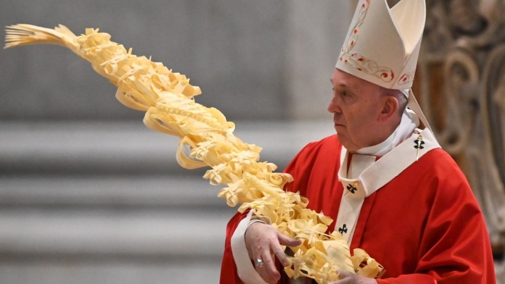 El papa Francisco inicia una Semana Santa sin fieles por el coronavirus