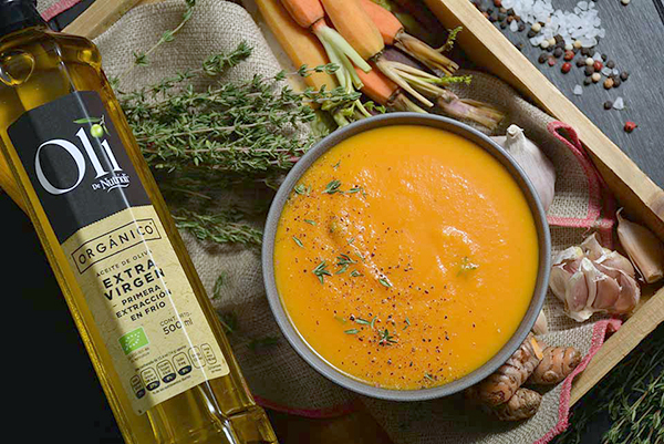 Crema de zanahoria con cúrcuma y jengibre