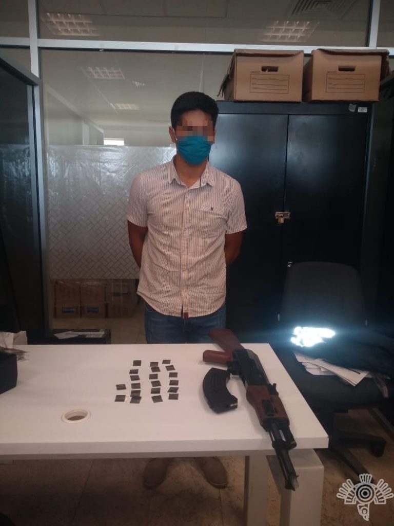 Detiene Policía Estatal a presunto narco-vendedor en San Martín