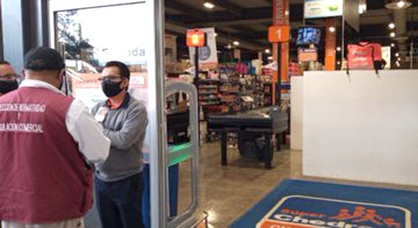 En centros comerciales, verifican apliquen medidas sanitarias
