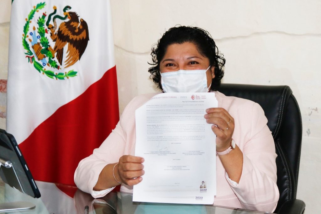 Signan convenio Ayuntamiento e INSUS