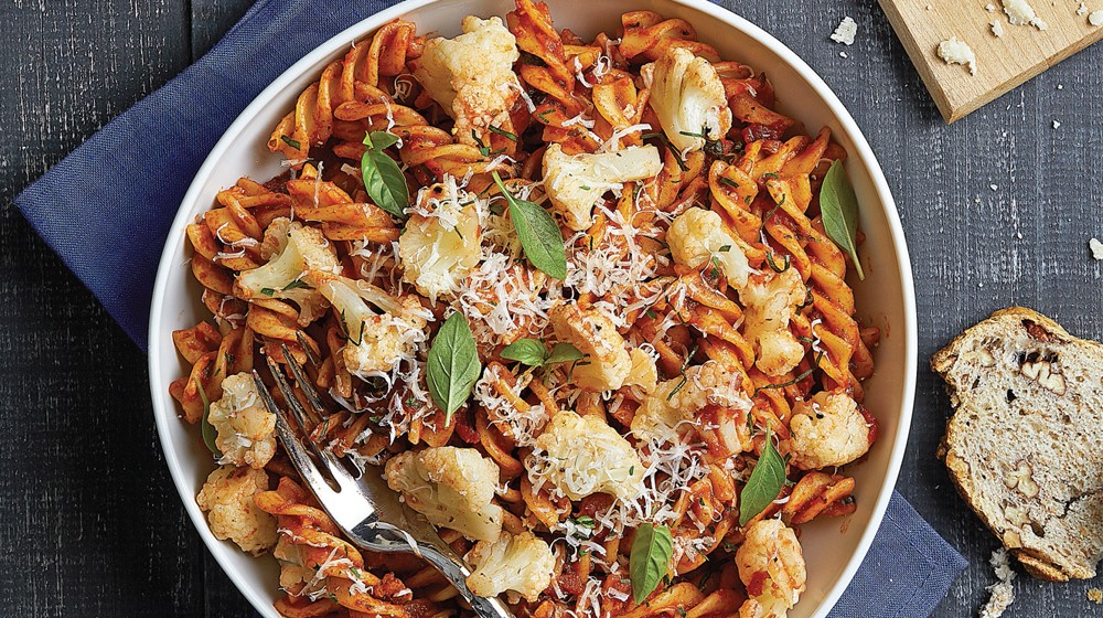 Pasta pomodoro con coliflor 