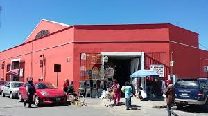El mercado Cosme del Razo, se mantiene con 2 entradas y 2 salidas