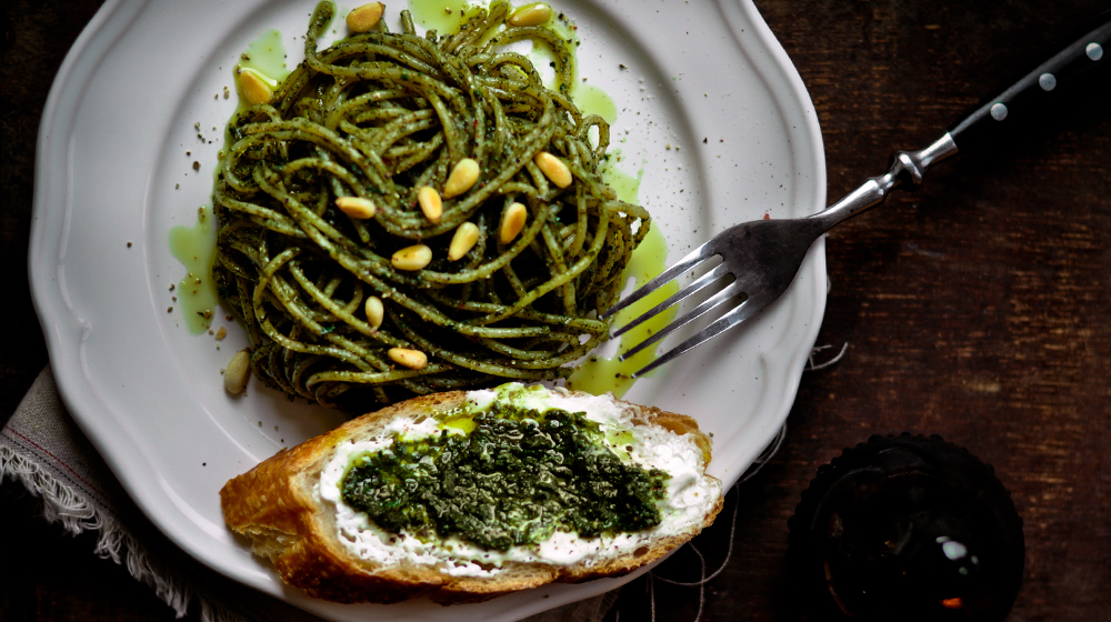 Chuleta de cerdo en salsa verde con marinado de mostaza 