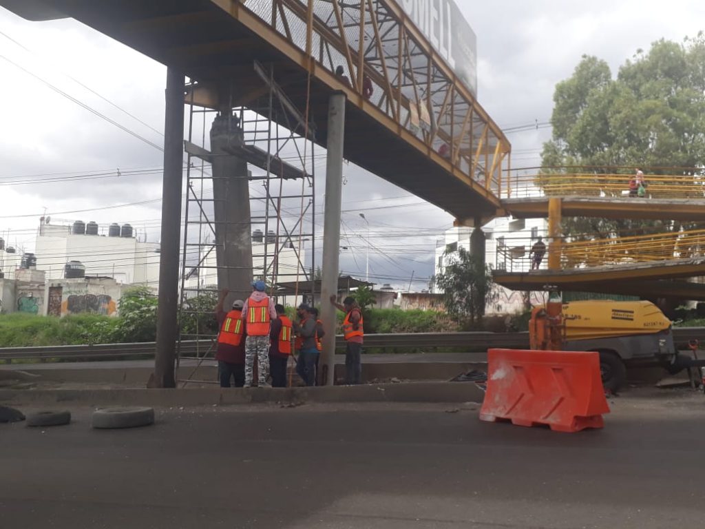 Puente peatonal reparado en Cuautlancingo