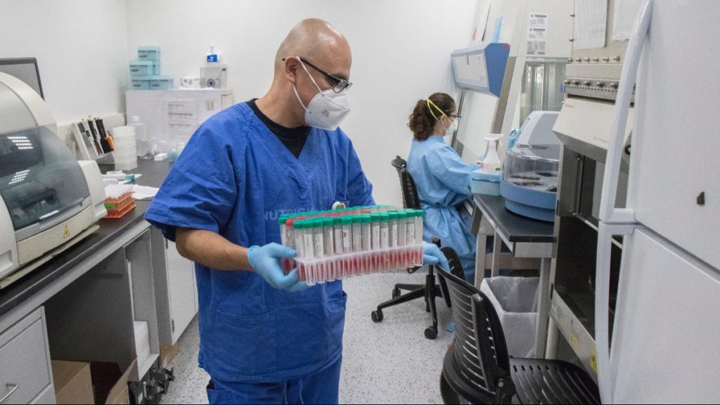 Buscan voluntarios para probar vacuna contra el Covid-19