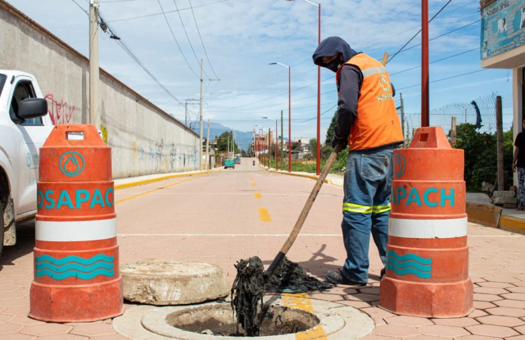 Basura y lluvias atípicas afectan la red sanitaria de San Pedro Cholula