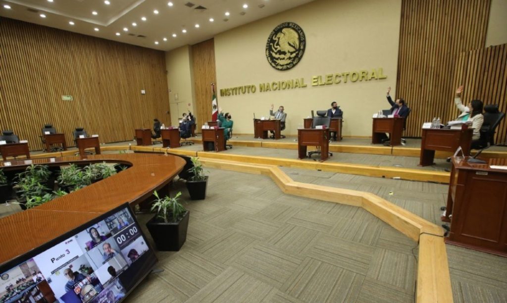 Partidos deberán dar a mujeres siete candidaturas para gobernador en 2021: INE