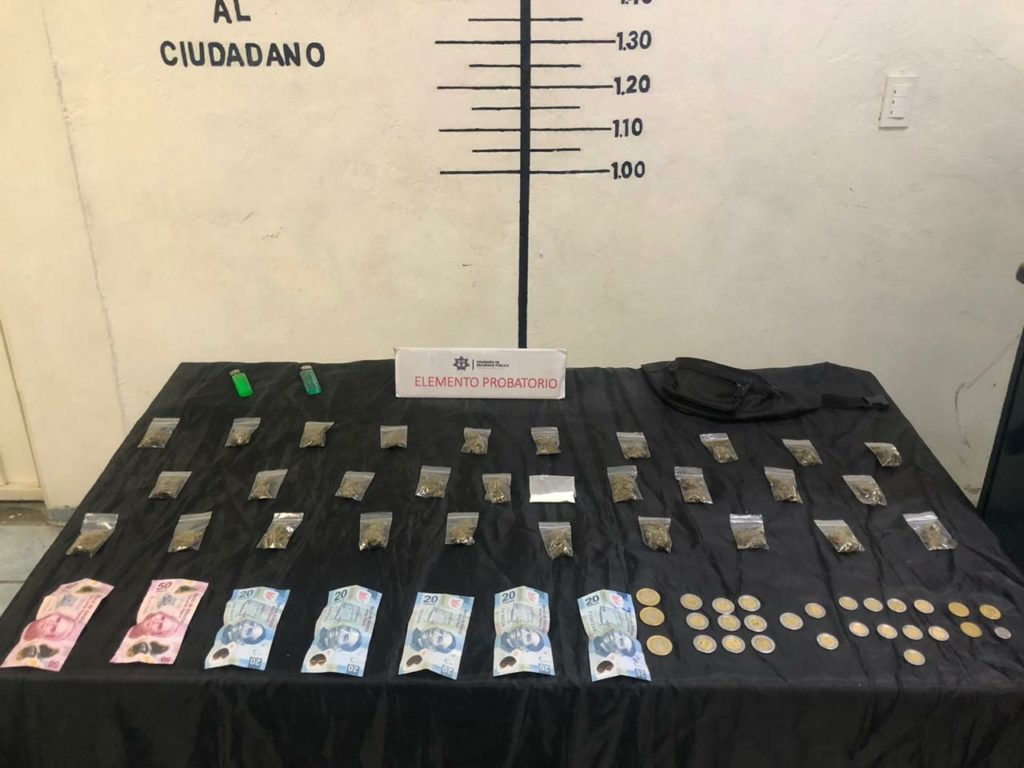 Detiene a mujer con cargamento de droga