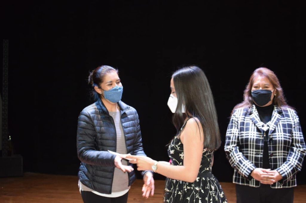 Certificaron internacionalmente a alumnos del Ballet Clásico
