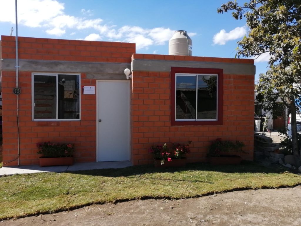 Entrega Gobierno del Estado viviendas en San Andrés Cholula