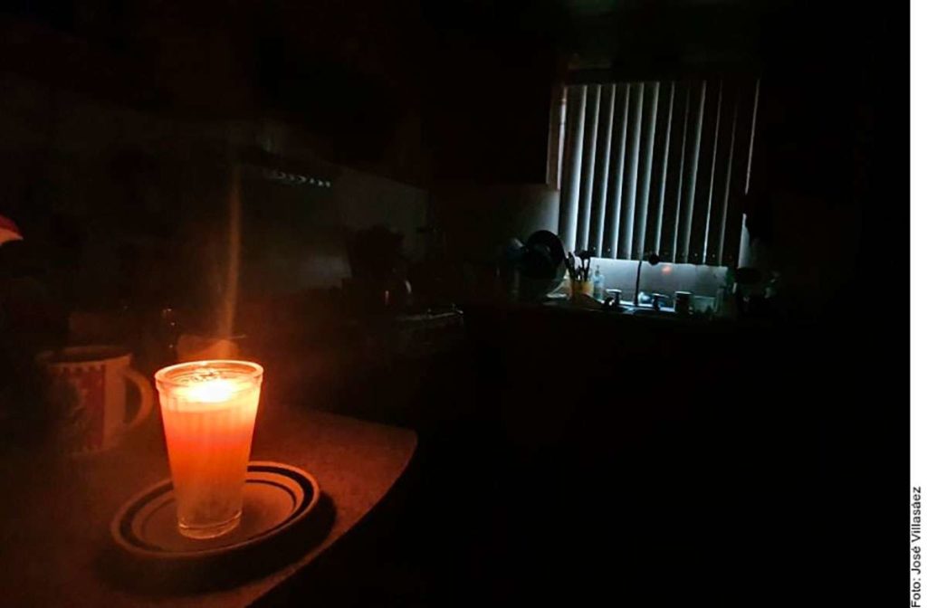 CFE atribuye mega apagón a suspensión de suministro de gas desde Texas