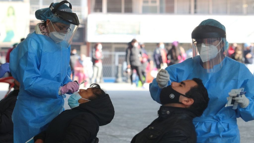 Suman ya en México 179 mil 797 muertos confirmados por COVID-19