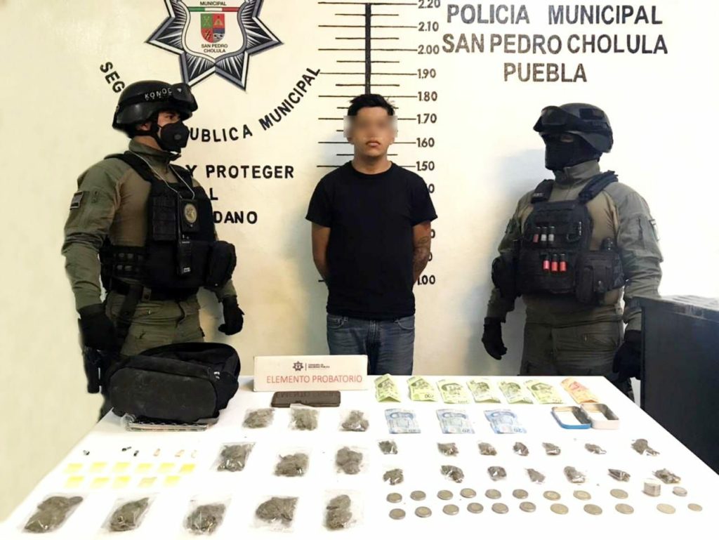 Recupera policía moto robada
