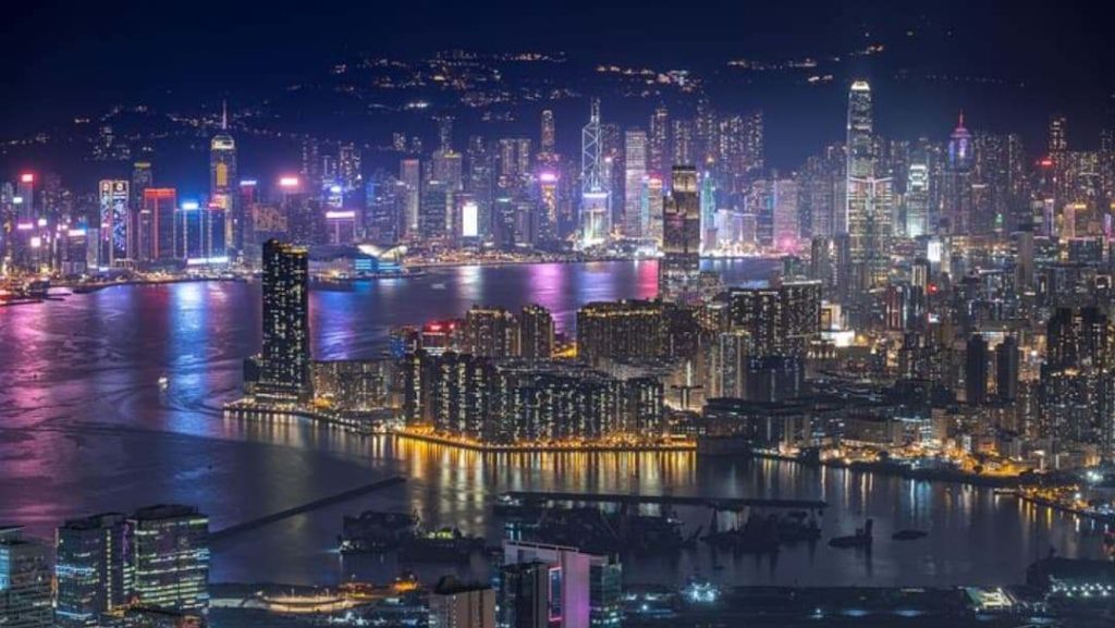 China informa a Reino Unido que ya no tiene poder sobre Hong Kong