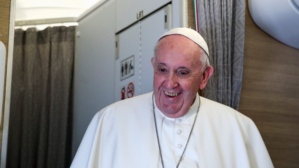 Papa Francisco visitaría capital de Hungría en septiembre