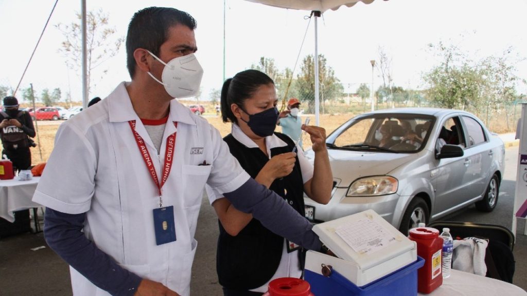 Son 197 mil 827 muertos confirmados por COVID-19 en México