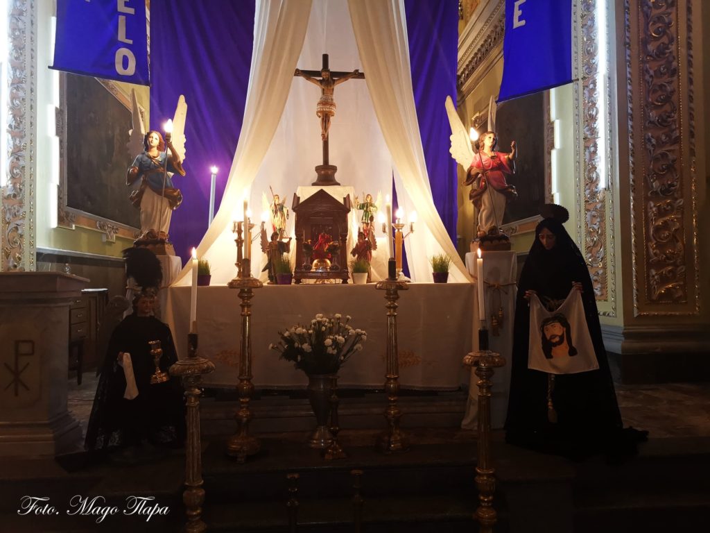 Con mínima presencia de fieles, el jueves santo