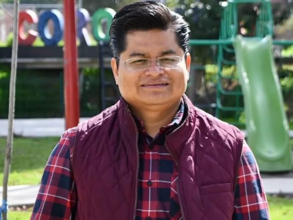 Toño Teutli, dejó la presidencia