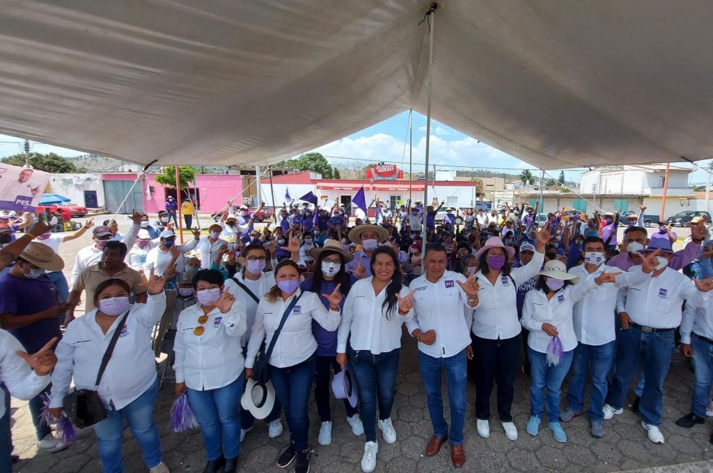 Reitera compromisos Damián Momox