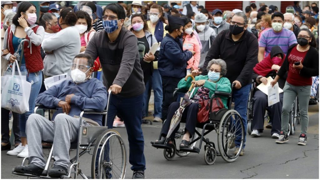 México suma 219 mil 323 muertos y 2 millones 368 mil 393 casos confirmados por COVID