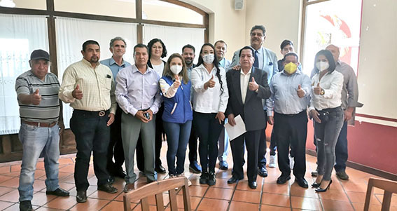 Pastores cristianos, confían en Paola Angon