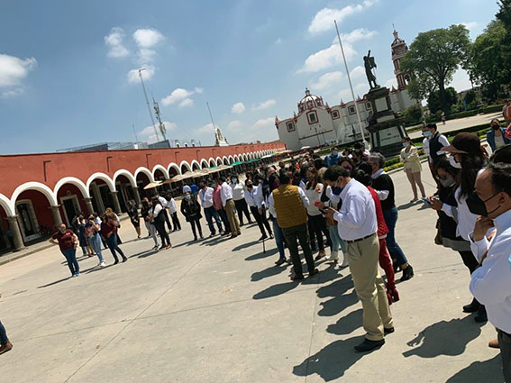 Simulacro en oficinas de gobierno