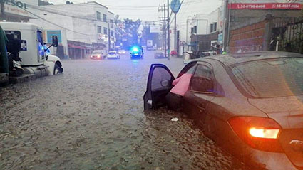 Inundaciones y sistema de tormentas eléctricas afectan gran parte de la República Mexicana