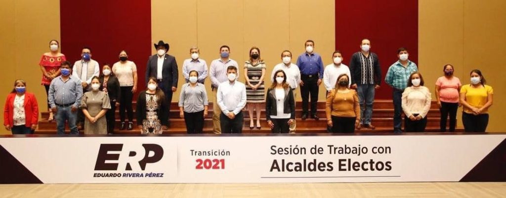Participa Paola Angon en sesión de trabajo con presidentes electos