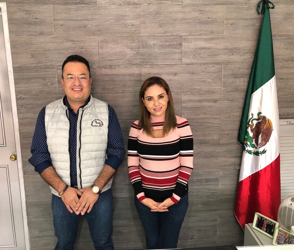 Pone en marcha Paola Angon mesas de trabajo plurales