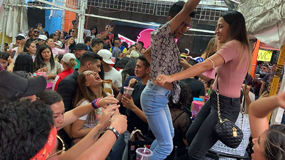 Tercera ola de COVID en México es un hecho; crecen aglomeraciones