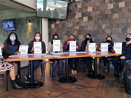 Piden cambio de directora del CELMA