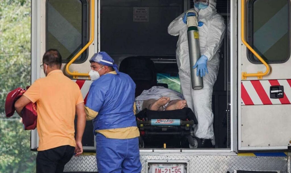 México registra nuevo récord de contagios covid con 28 mil 953; muertes superan las 250 mil