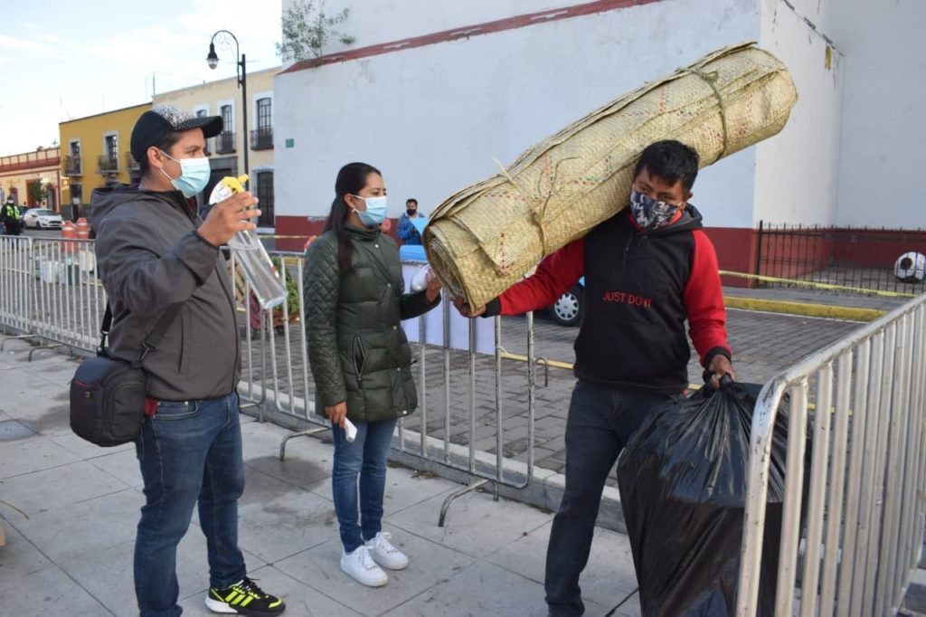 Con medidas sanitarias, se realiza en San Pedro Cholula milenario Trueque