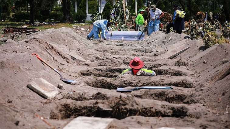 México acumula 267 mil 969 muertes por covid