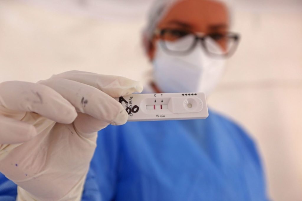 Llega México a 897 nuevas muertes y 13 mil 217 casos de covid en 24 horas