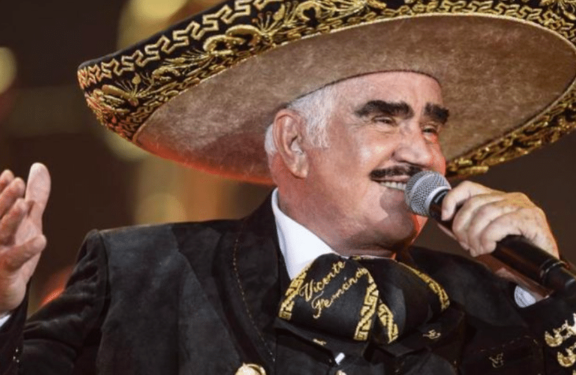 Vicente Fernández se encuentra estable y con discreta tendencia a la mejoría