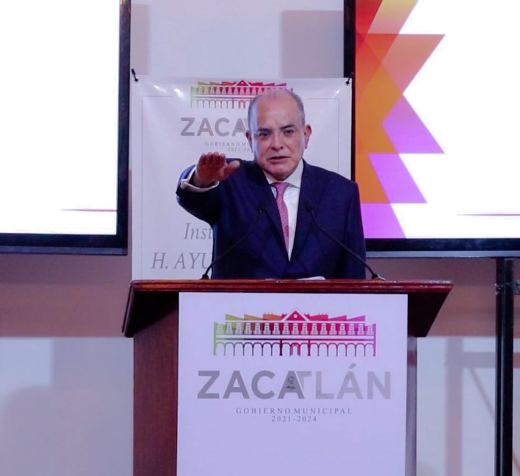 Rinde protesta José Luis Márquez como alcalde de Zacatlán