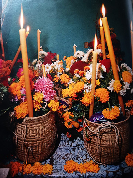 EL DÍA DE MUERTOS Y LAS OFRENDAS