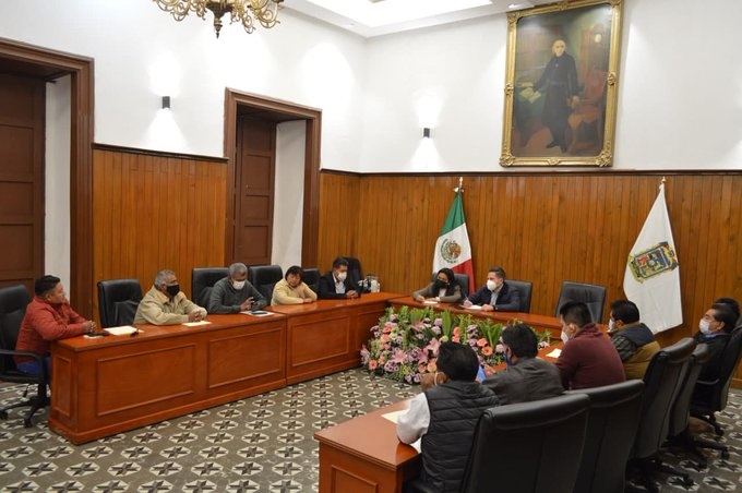 Presidentes auxiliares, se reúnen con el nuevo gobierno