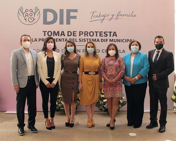 Somos un gobierno sensible, afirma Paola Angon al tomar protesta al patronato del DIF municipal