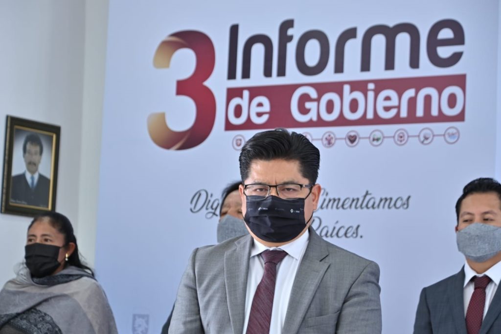 Toño Teutli, rindió 3er informe de gobierno