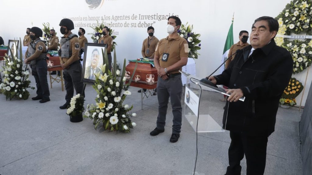 Muerte de 3 agentes en Puebla fue una ejecución: Miguel Barbosa