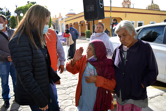 Encabeza Paola Angon primera jornada ciudadana en San Agustín Calvario