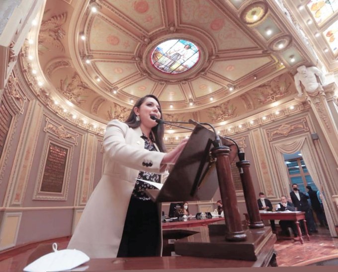 Exhorta Tonantzin Fernández, otorgar descuentos en licencias de funcionamiento