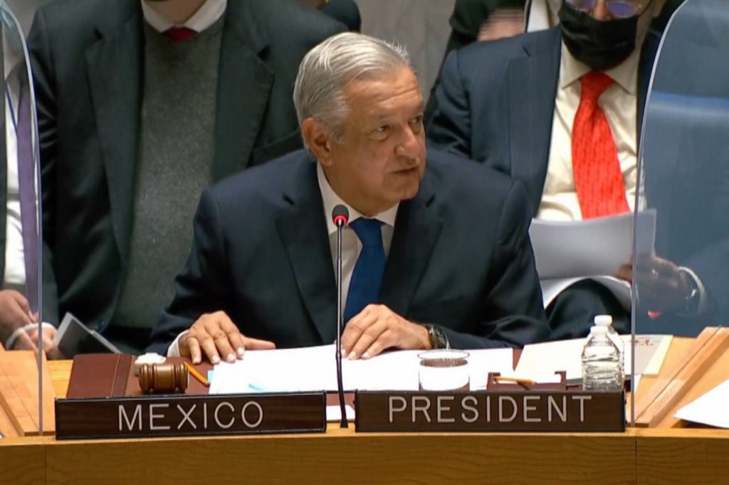 AMLO llega a México tras participar en el Consejo de Seguridad de la ONU