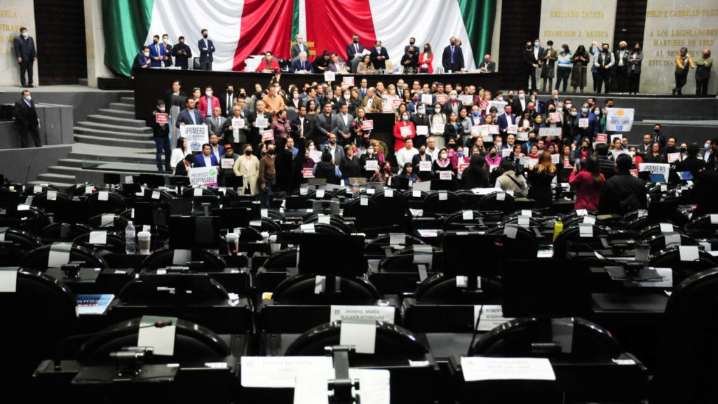 Diputados aprueban en lo general y particular Presupuesto de Egresos 2022