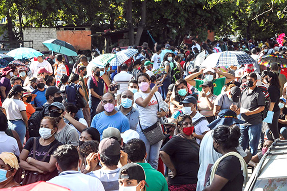 México registra 53 muertos y 916 contagios por covid en 24 horas