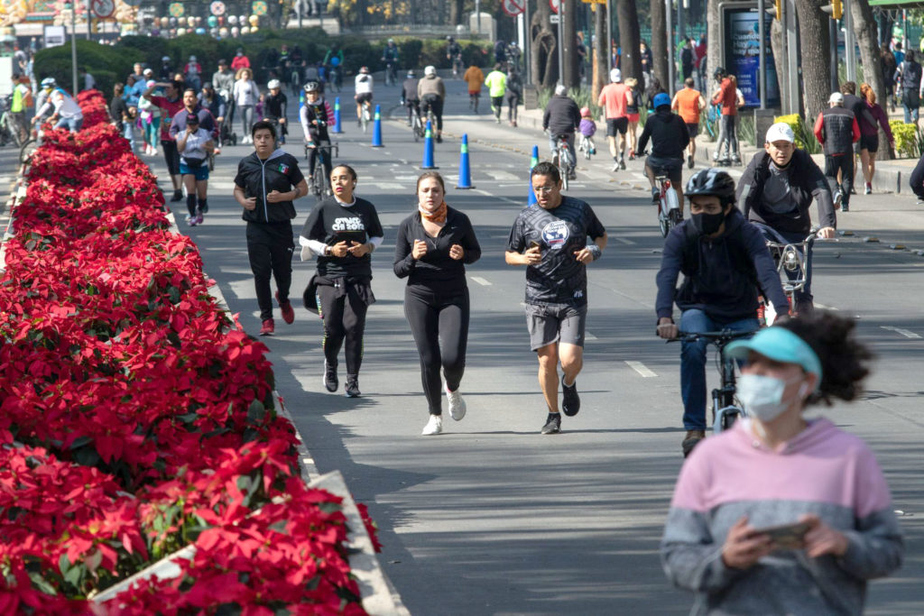 México reporta 58 muertes y 942 contagios de covid-19